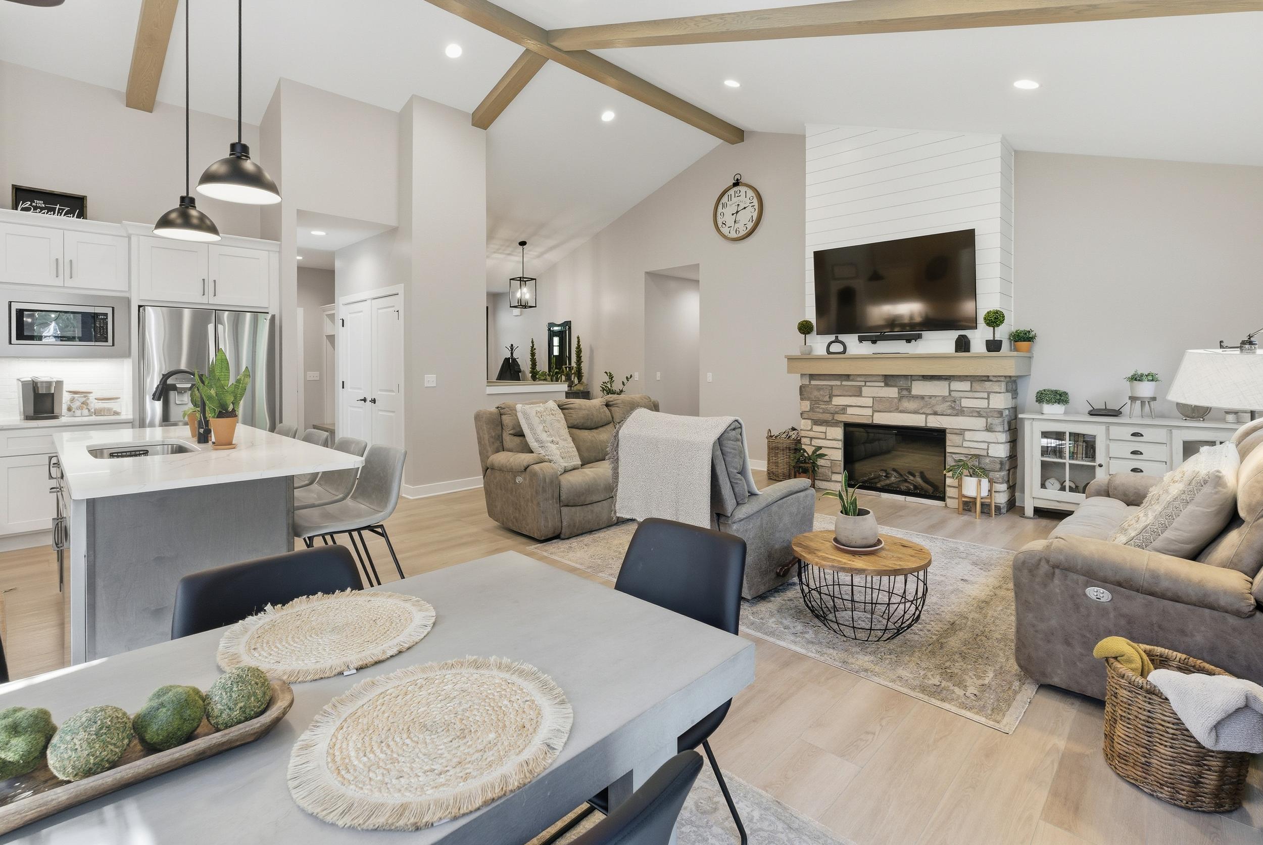Real estate listing gallery sample