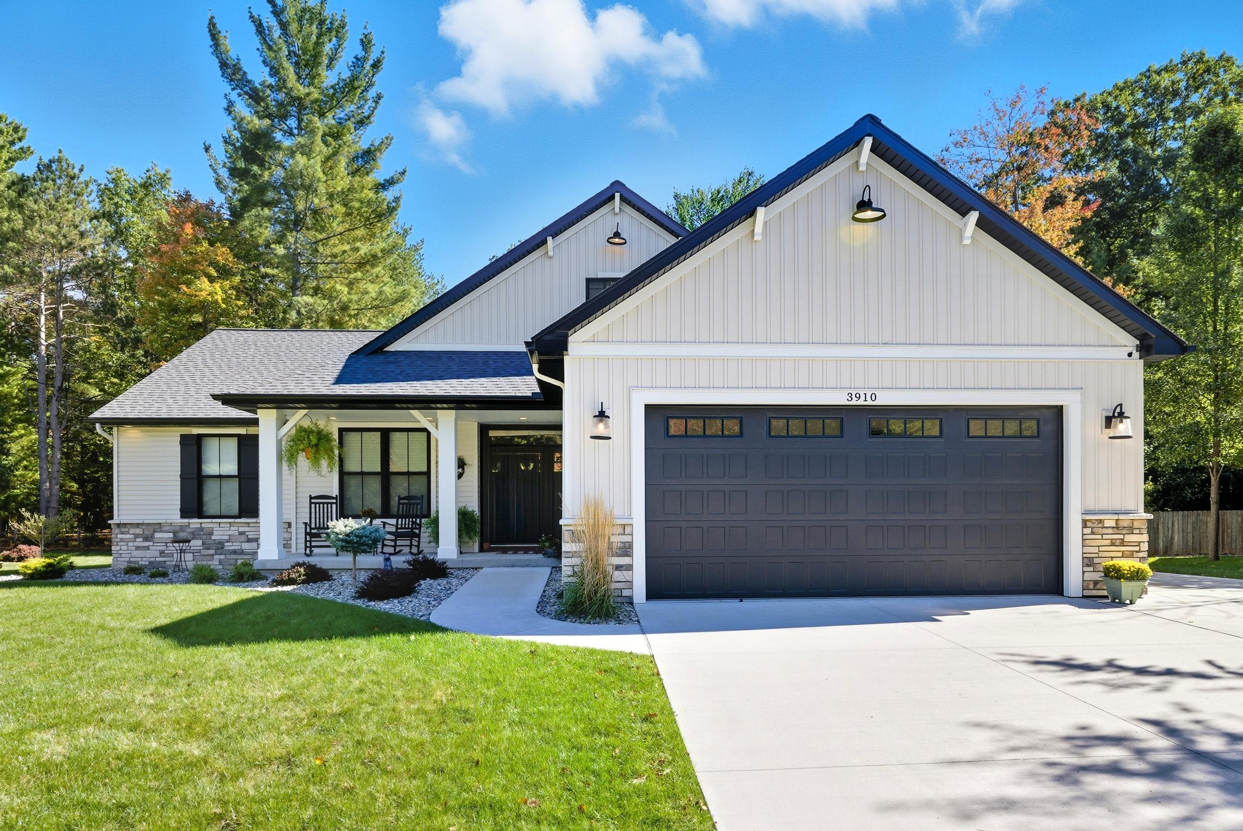 Real estate listing gallery sample